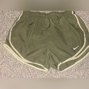 Nike shorts ! They’re brand new, perfectly fine they just didn’t fit ):